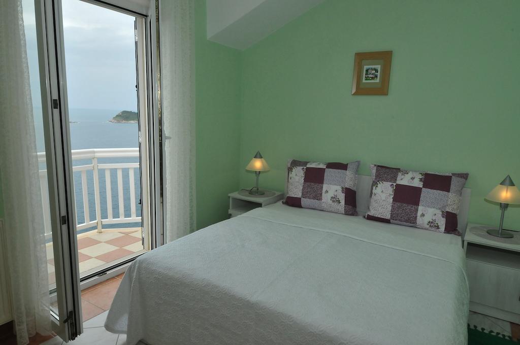 Apartments Bugenvila Кавтат Стая снимка
